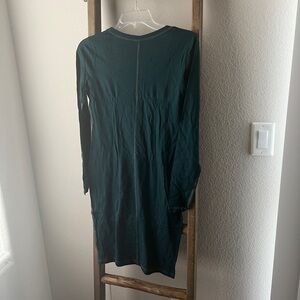 ALTERNATIVE - brand new long sleeve dress